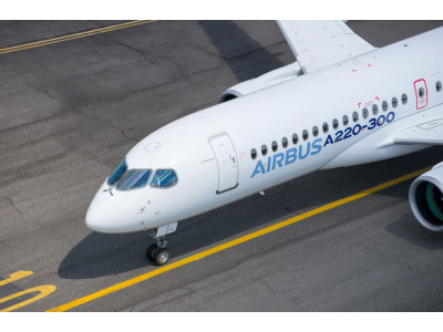 Airbus A220/A319/A320/A321 Airbus A220/A319/A320/A321