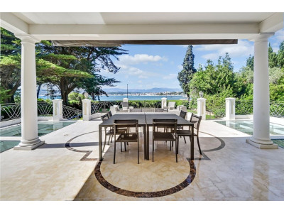 Вилла на Лазурном Берегу Франции/Cap d'Antibes