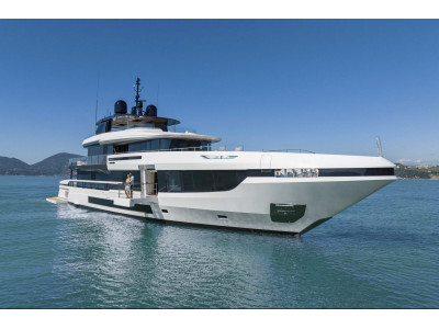 Яхта Mangusta 44 м Яхта Mangusta 44 м