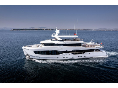 Стальная Яхта Numarine 37 м 