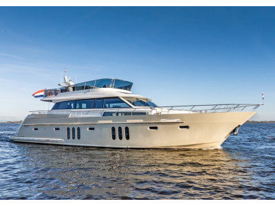 Моторная Яхта Pacific 21 м 